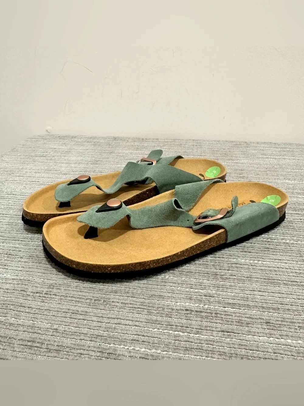 Biocomfort Suede Clogs Mules Shoes Green Mint Sage Made in Spain Women's Size 9 - Picture 1 of 9